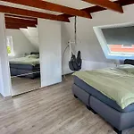 Neeborg * Zetel