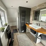 Neeborg Tatil Evi Zetel