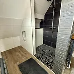 Neeborg Tatil Evi Zetel